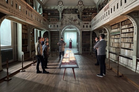 Soha nem látott minőségben digitalizáltunk 16. századi kéziratokat a Batthyáneum gyűjteményéből