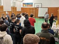 robot 1 - 